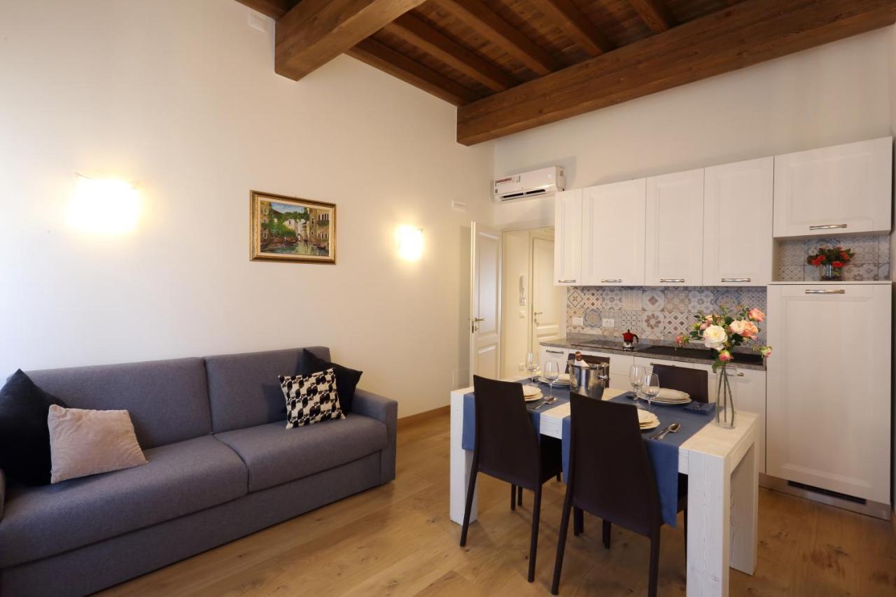 Ca' del Pittor Apartments - Tiziano Venezia Esterno foto