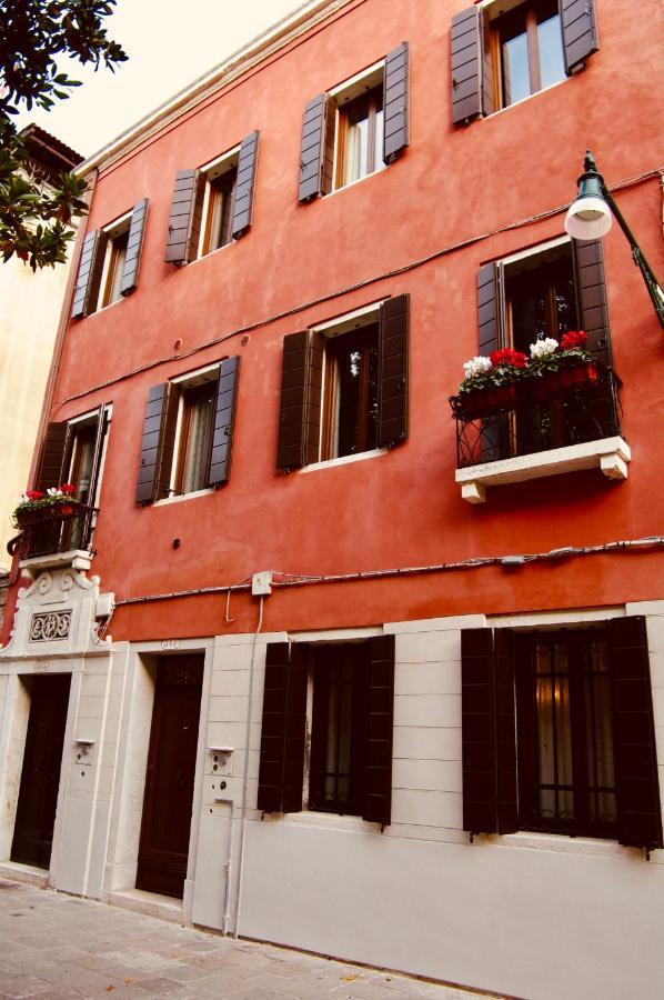 Ca' del Pittor Apartments - Tiziano Venezia Esterno foto